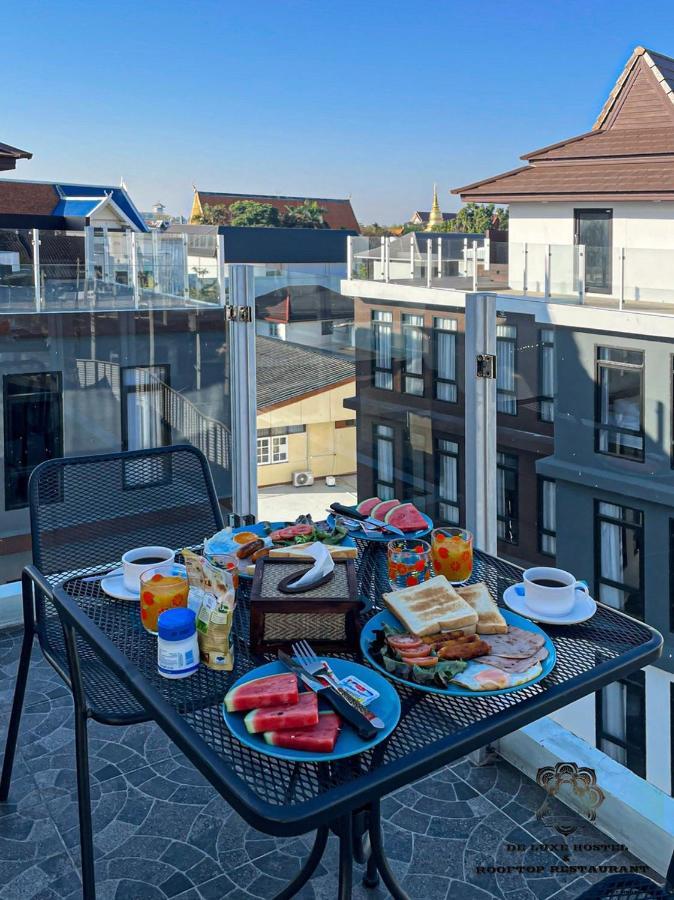 DE LUXE BOUTIQUE&rooftop restaurant Chiang Mai Extérieur photo